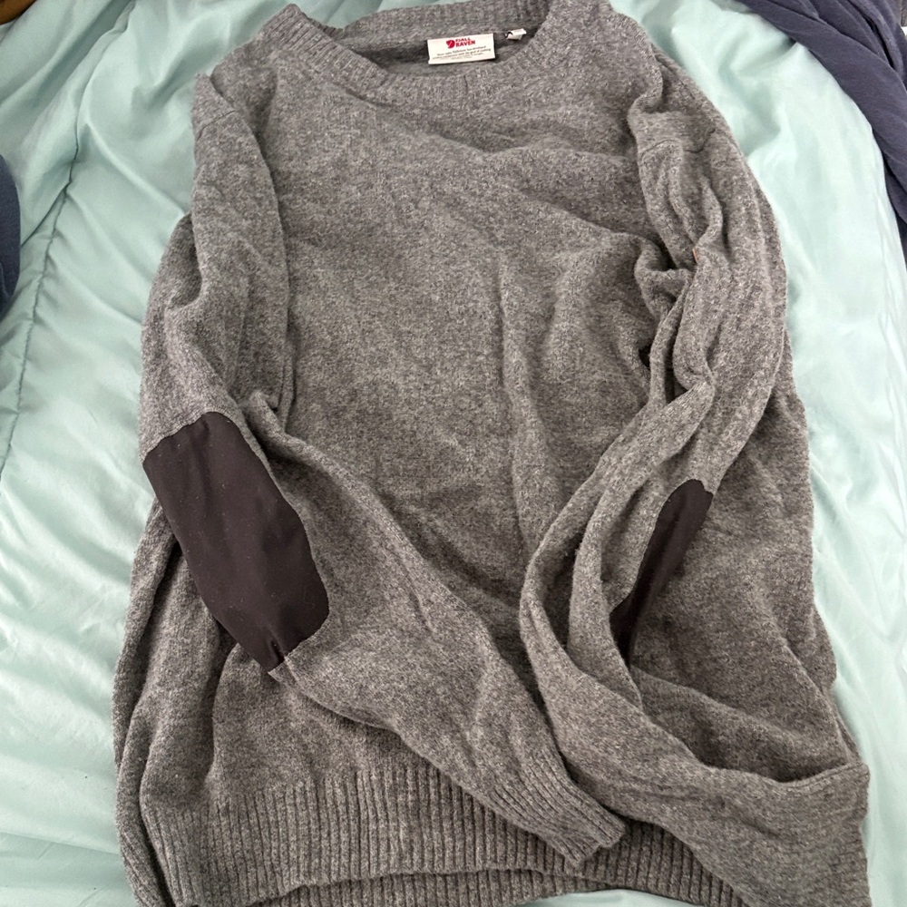 Fjallraven Gray Sweater with Black Elbow Patches